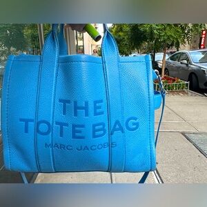 MARC JACOBS THE LEATHER TOTE